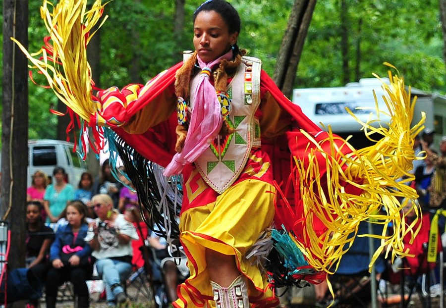 Indigenous performer at Southern Delaware event
